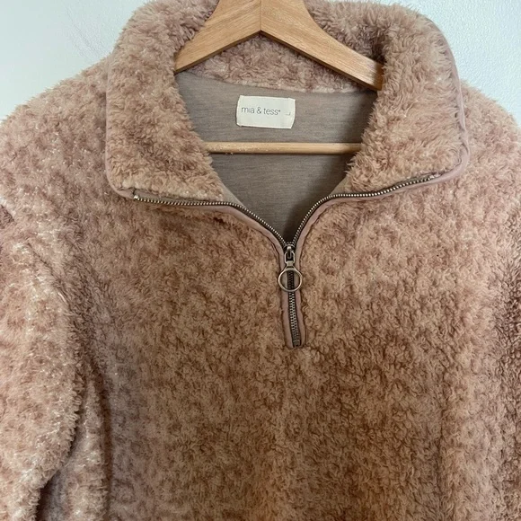 Mia and Tess Cheetah Print Sherpa Pullover Sweatshirt Jacket Pink - Picture 4 of 6